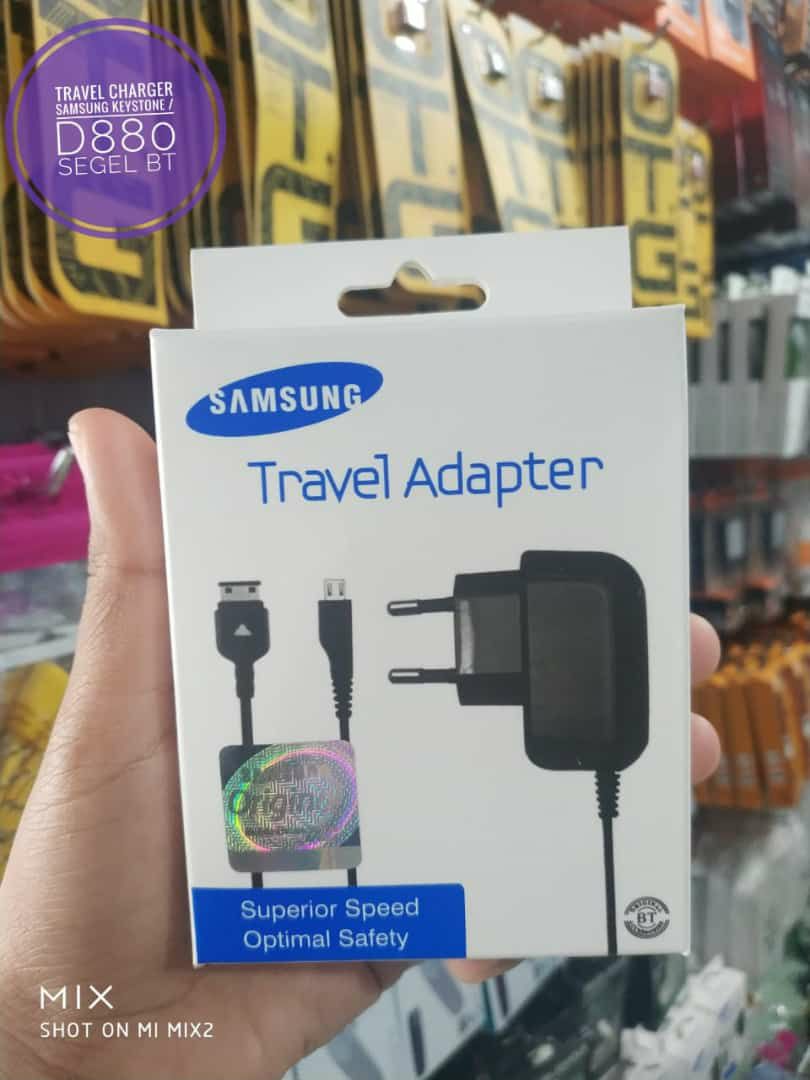 TRAVEL CHARGER KEYSTONE / D880 + PACKING  SEGEL BT